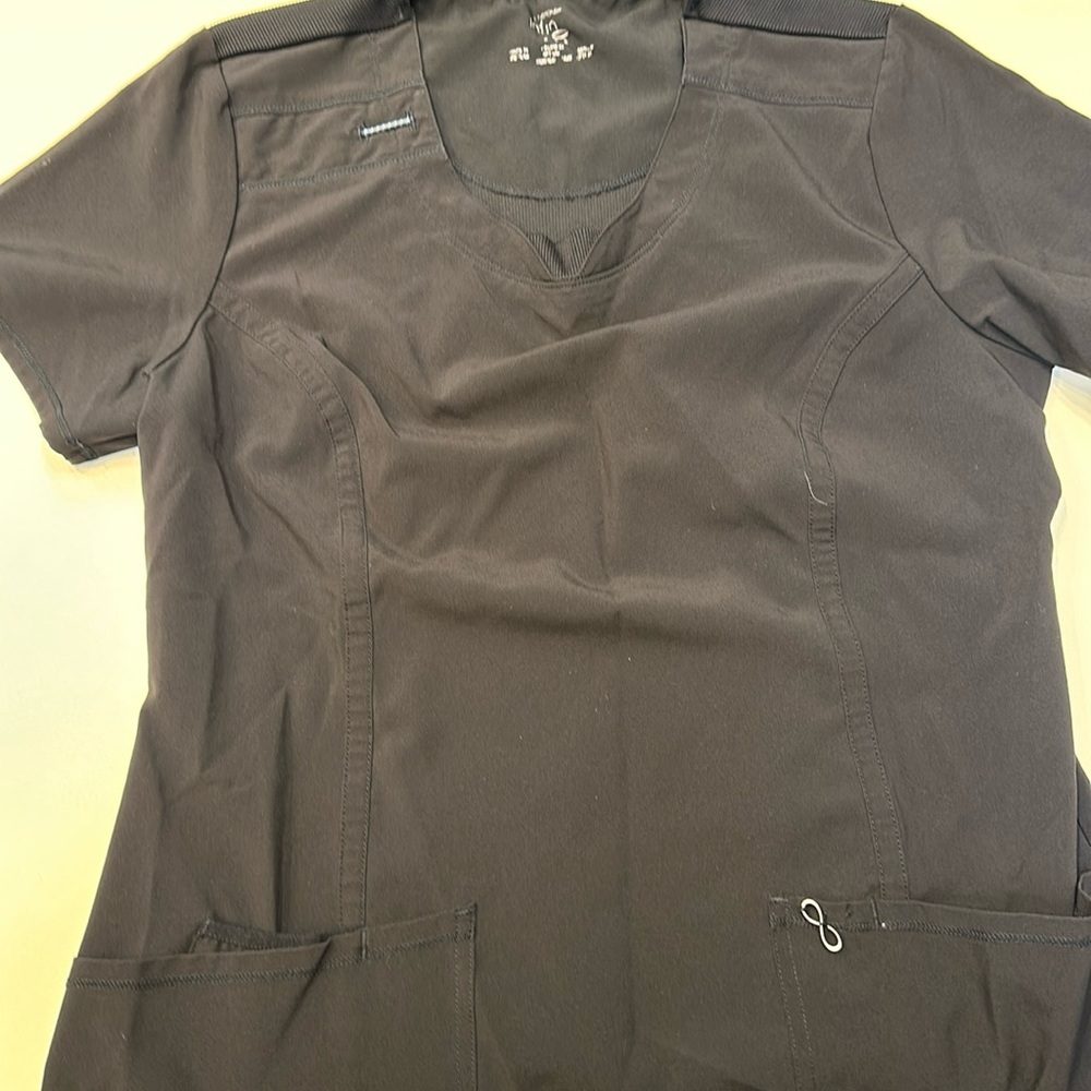 Scrub top